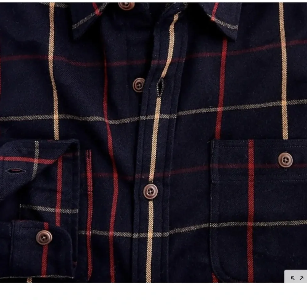 J CREW Midweight flannelClassic  Long Sleeve Shirt in plaid   size XS